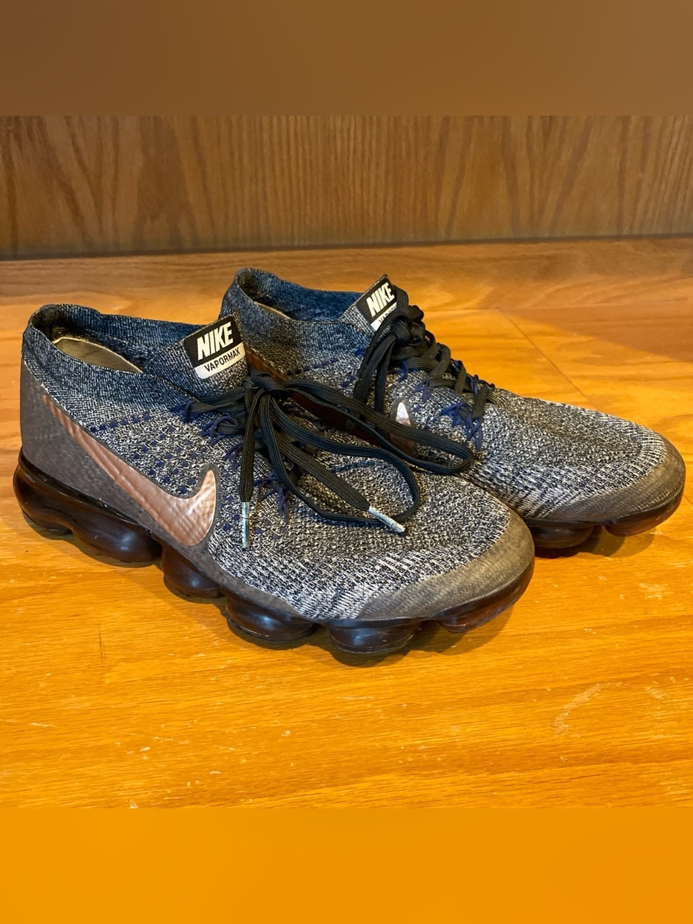 Nike Air VaporMax Flyknit Explorer Black Rose Gold Mens Sz 10.5 849558-010 2017